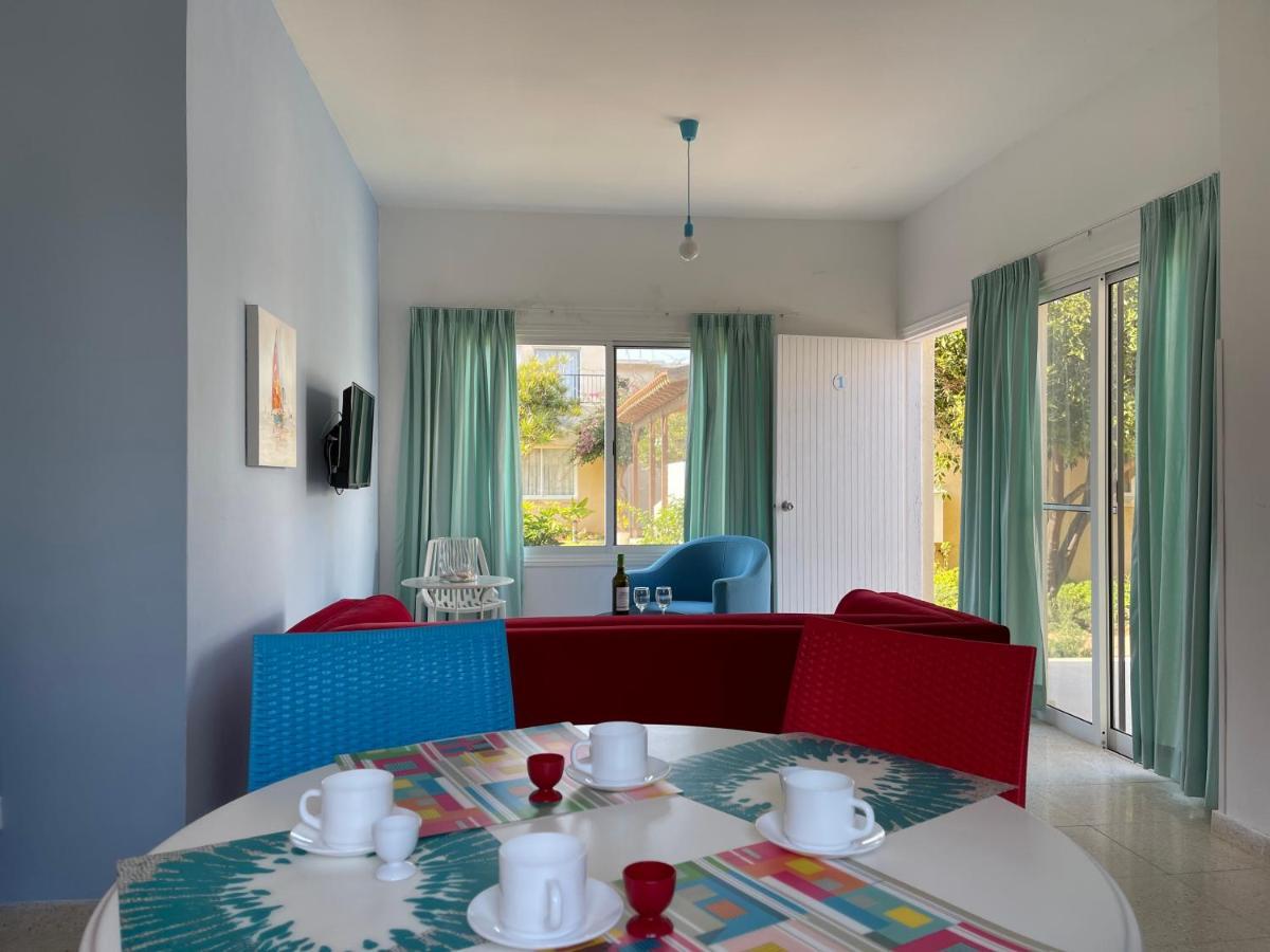 Appartamento Light & Blue Gardens Protaras Esterno foto