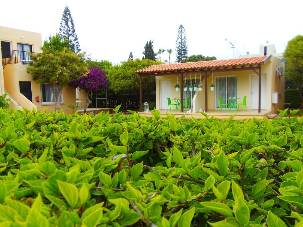 Appartamento Light & Blue Gardens Protaras Esterno foto